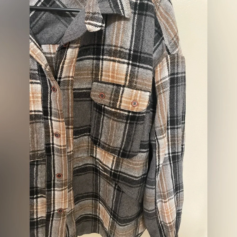 ✨Umgee Flannel Button Up Thick Size S - Picture 2 of 8